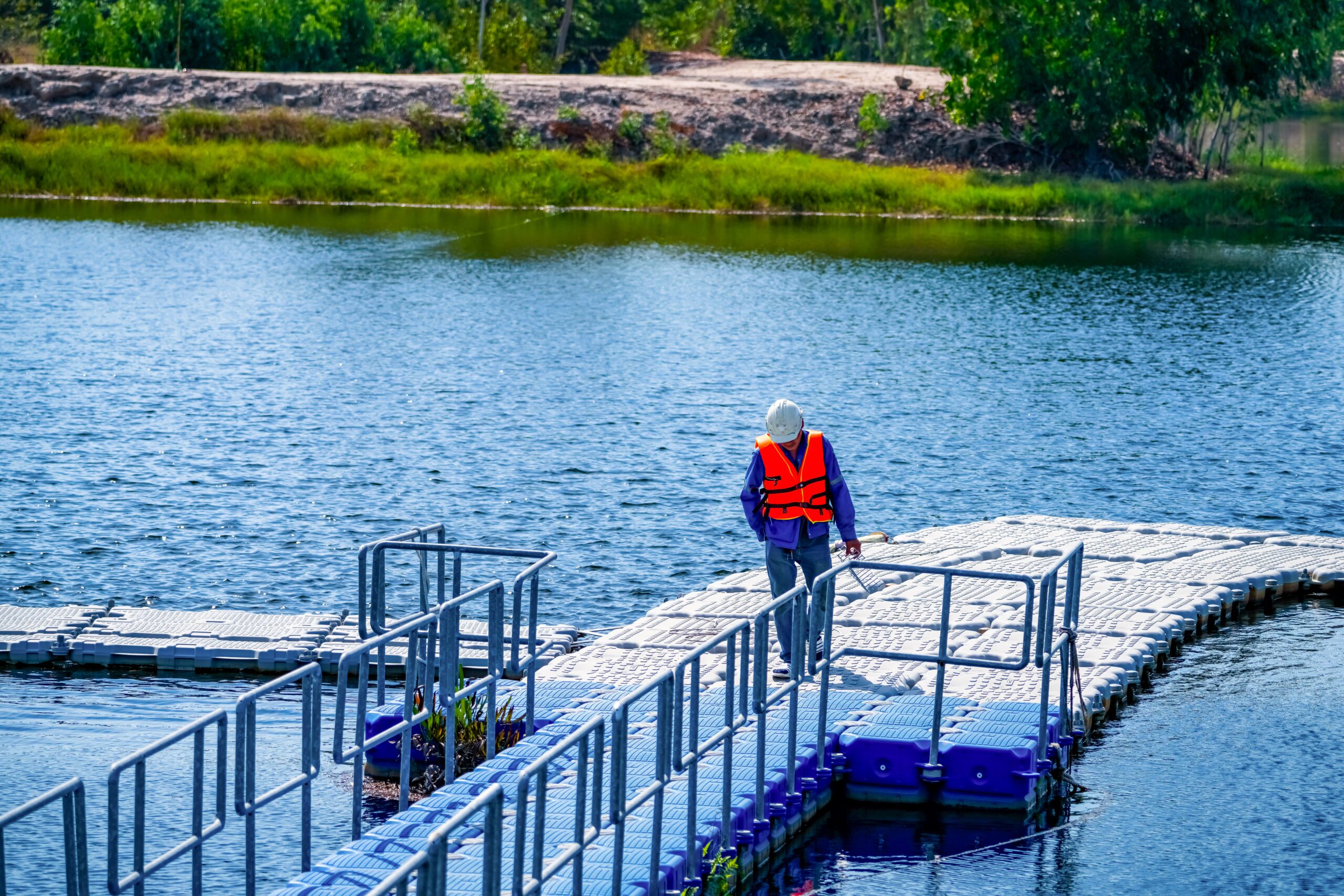 Cleaning Boat Lifts